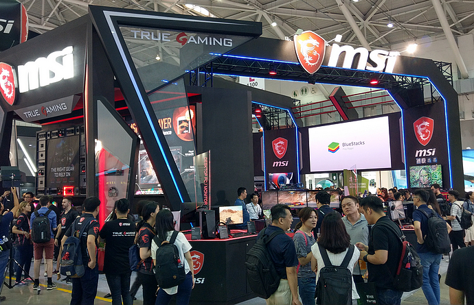 2018 computex in akitio 17