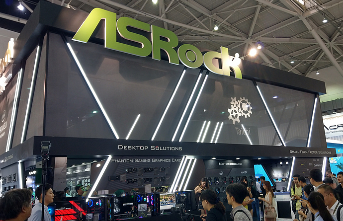 2018 computex in akitio 19